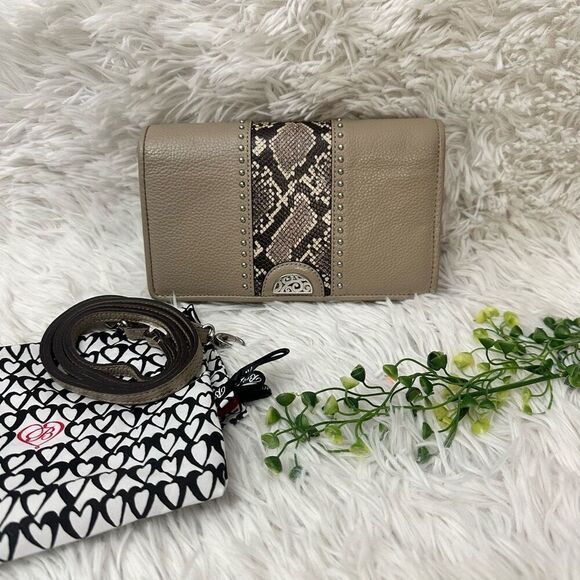 BRIGHTON Pretty Tough Taupe Leather Organizer Clutch Crossbody‎ Convertible Bag